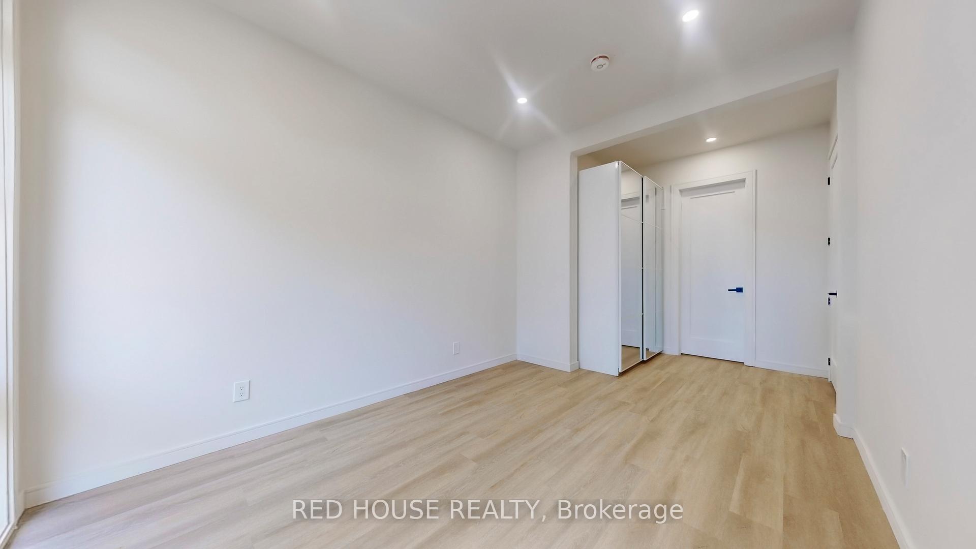 Photo 11 of Unit 2, 63 Derwyn Road, Toronto, East York — HOMEH