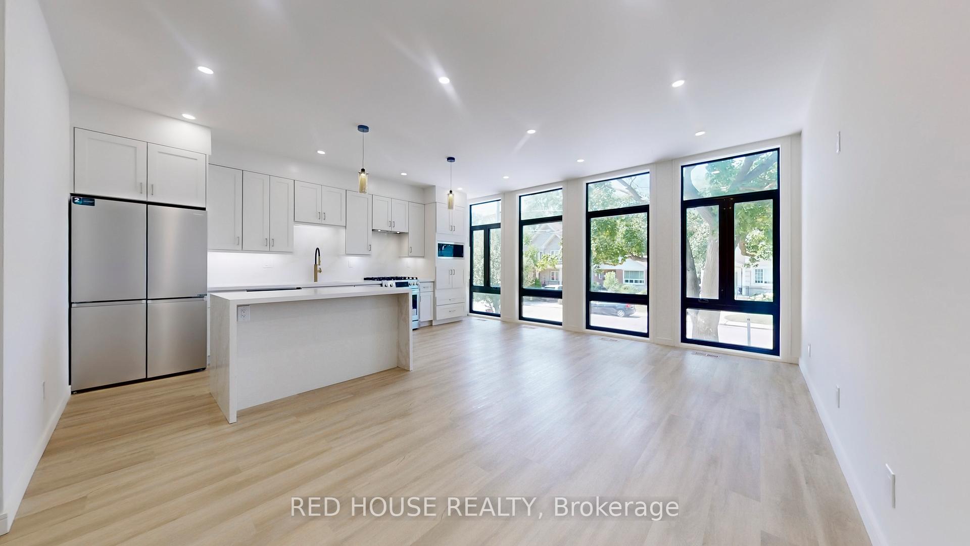 Photo 12 of Unit 2, 63 Derwyn Road, Toronto, East York — HOMEH