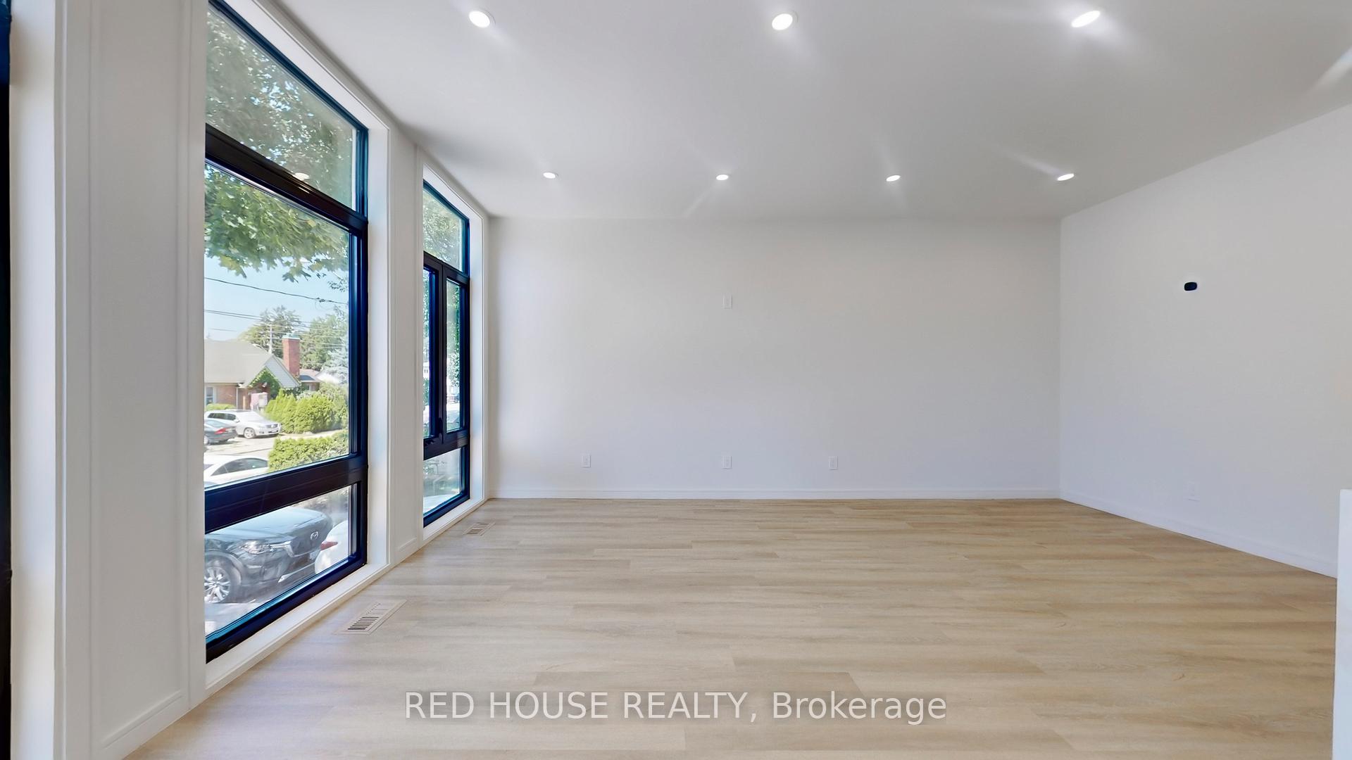 Photo 15 of Unit 2, 63 Derwyn Road, Toronto, East York — HOMEH