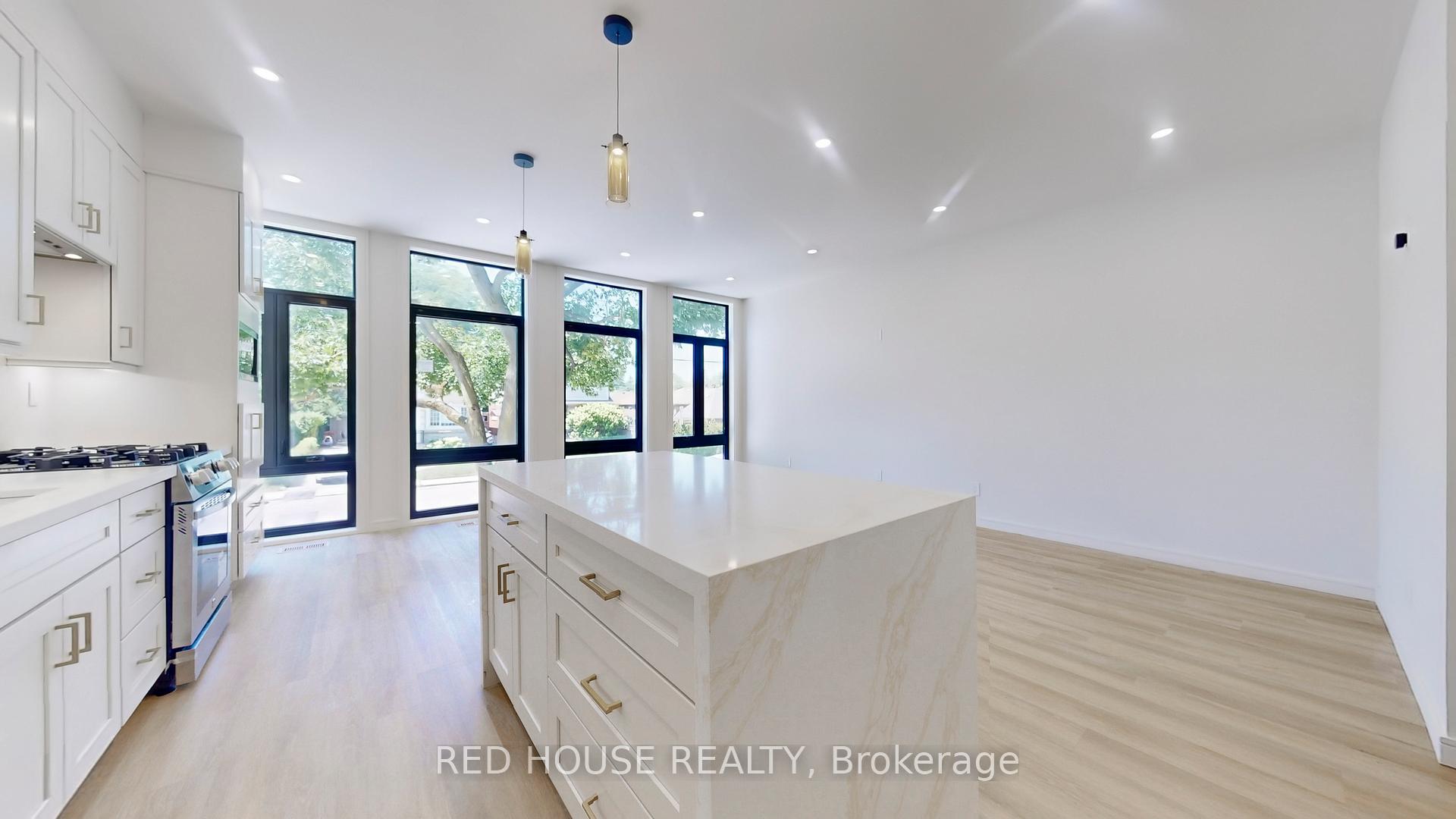 Photo 16 of Unit 2, 63 Derwyn Road, Toronto, East York — HOMEH