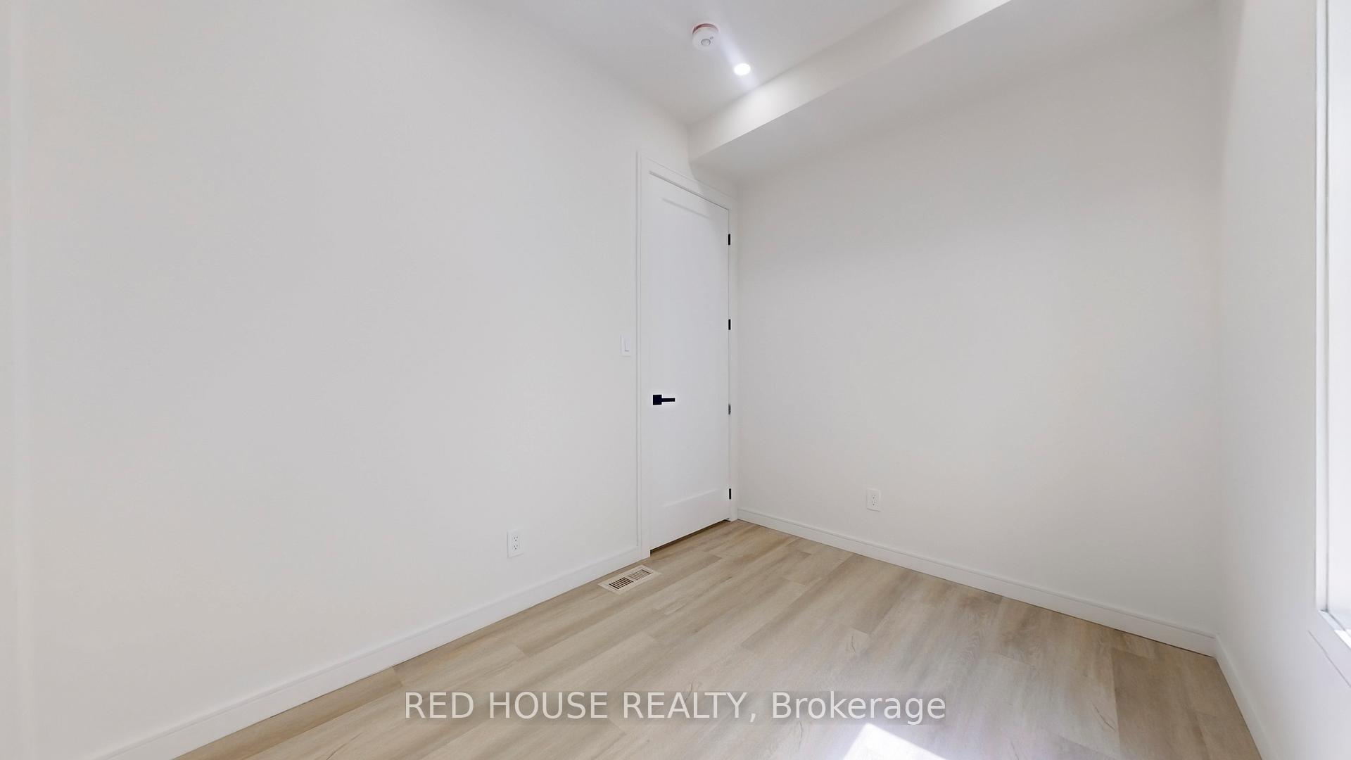 Photo 27 of Unit 2, 63 Derwyn Road, Toronto, East York — HOMEH