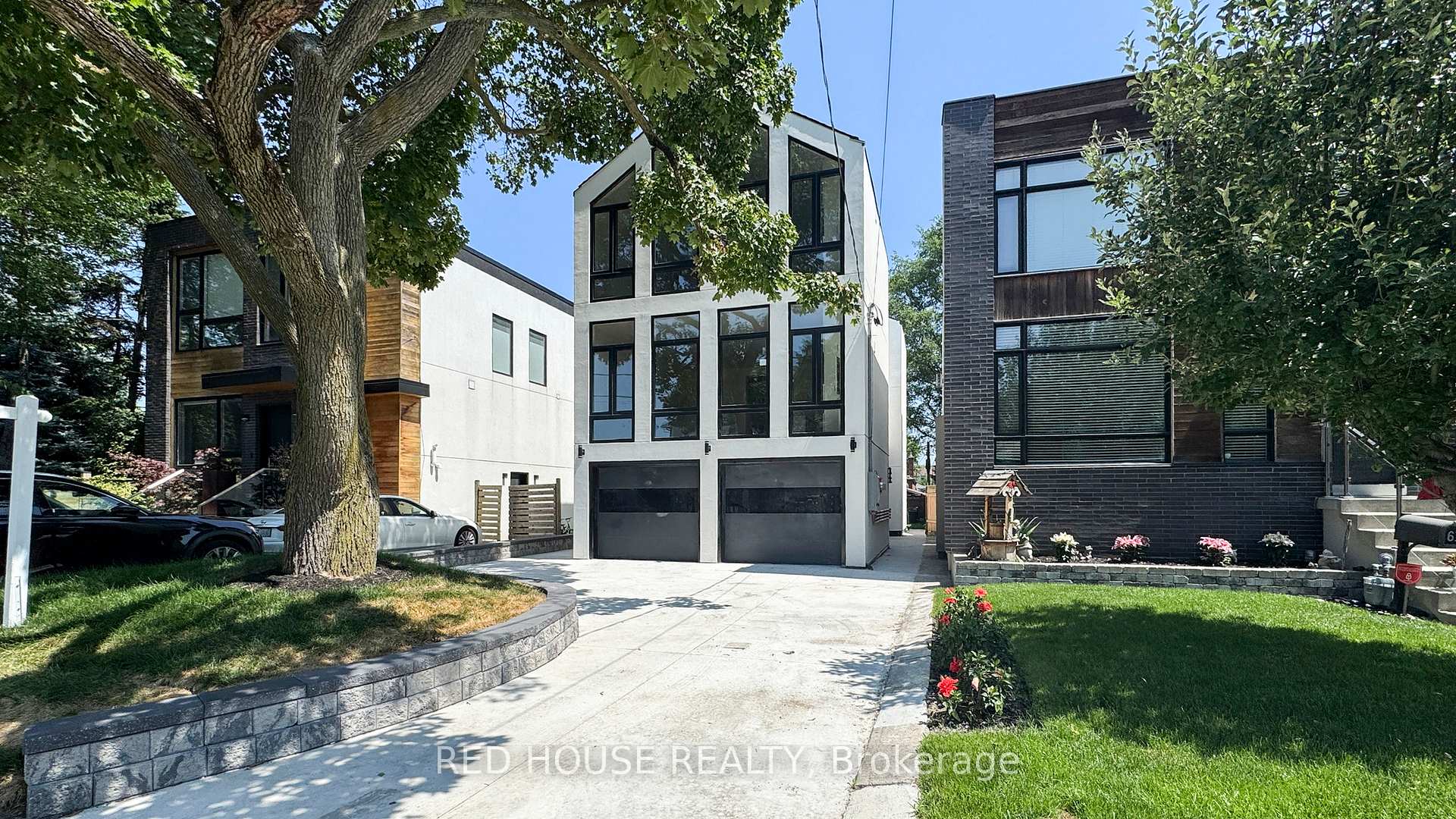 Photo 40 of Unit 2, 63 Derwyn Road, Toronto, East York — HOMEH