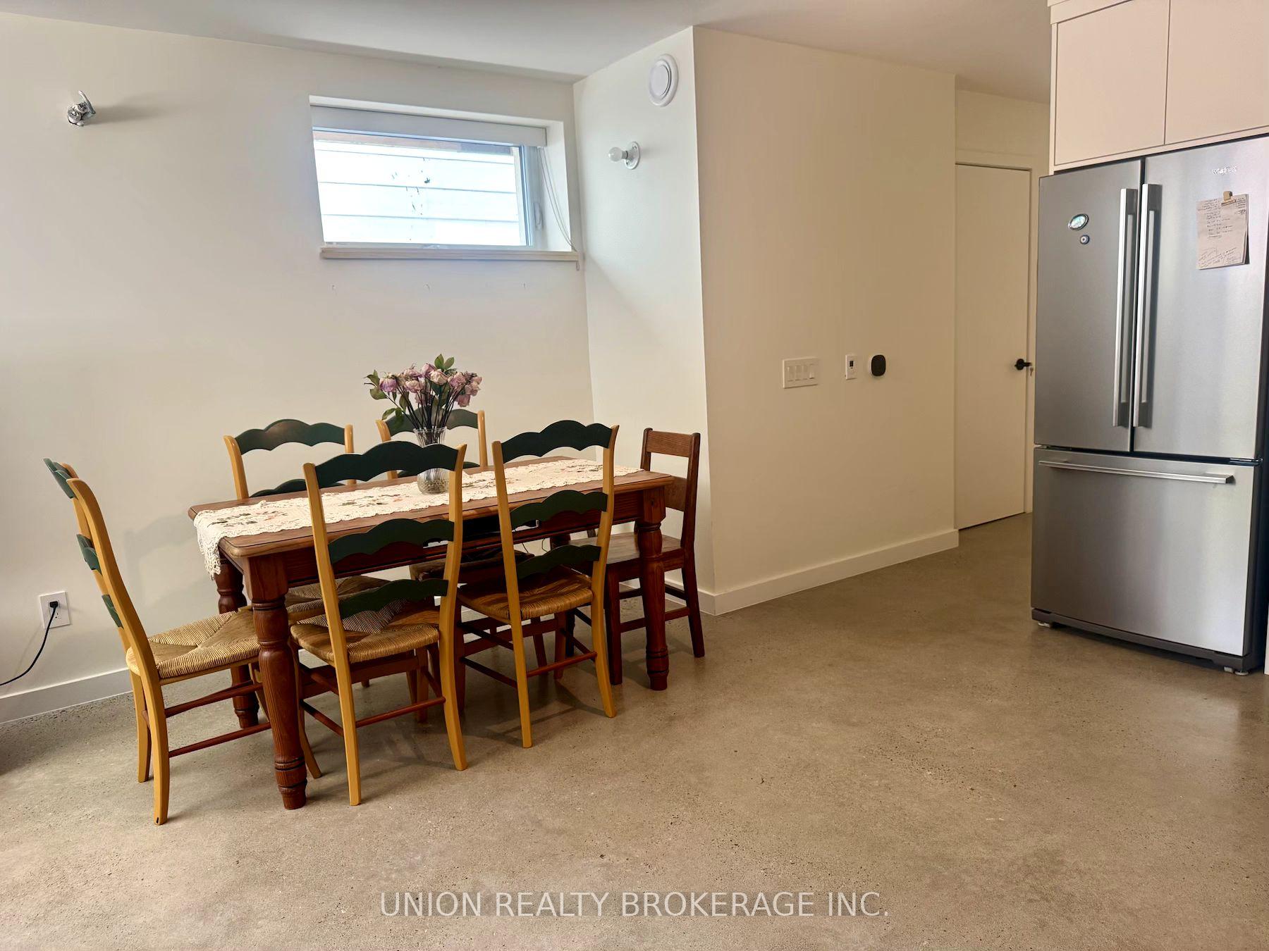 Photo 7 of Unit Lower, 148 Golfview Avenue, Toronto, East End-Danforth — HOMEH
