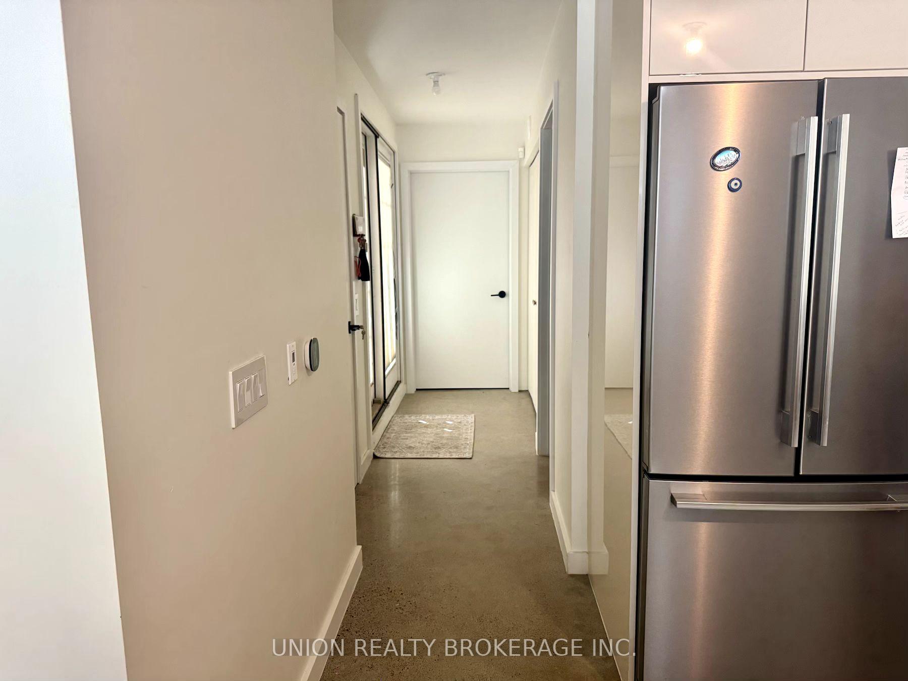 Photo 8 of Unit Lower, 148 Golfview Avenue, Toronto, East End-Danforth — HOMEH