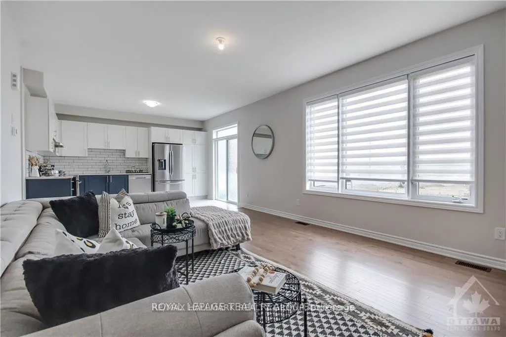 Photo 13 of 720 Expansion Road, Ottawa, Barrhaven - Half Moon Bay — HOMEH