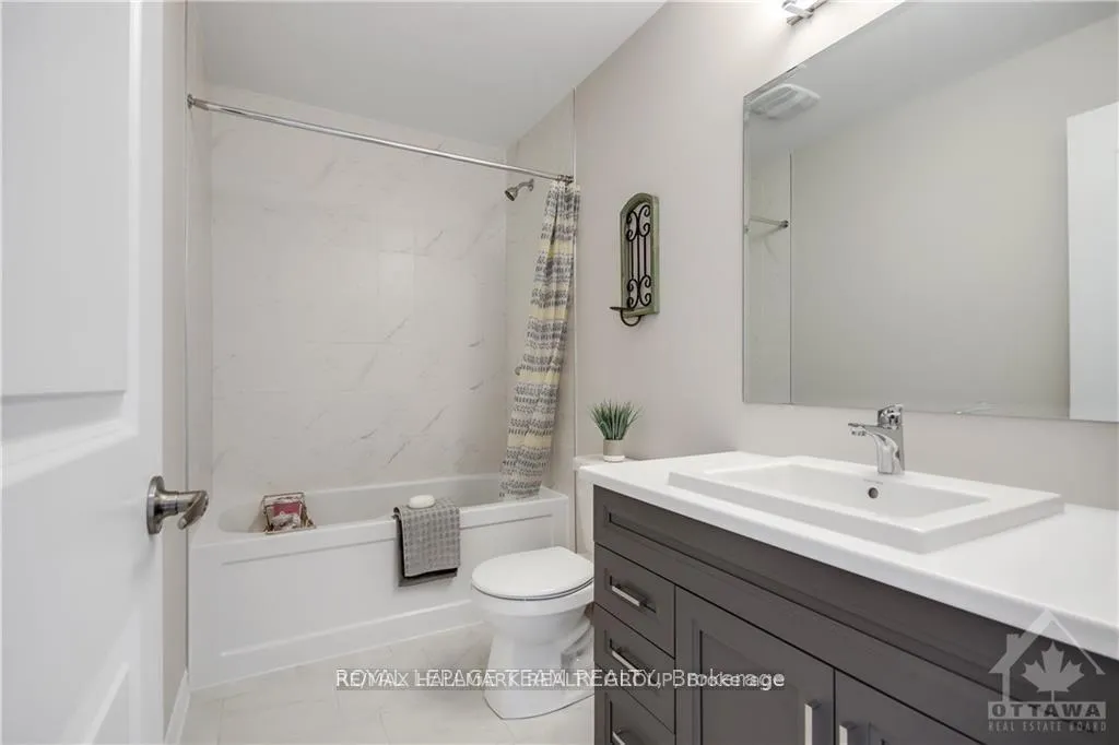 Photo 19 of 720 Expansion Road, Ottawa, Barrhaven - Half Moon Bay — HOMEH