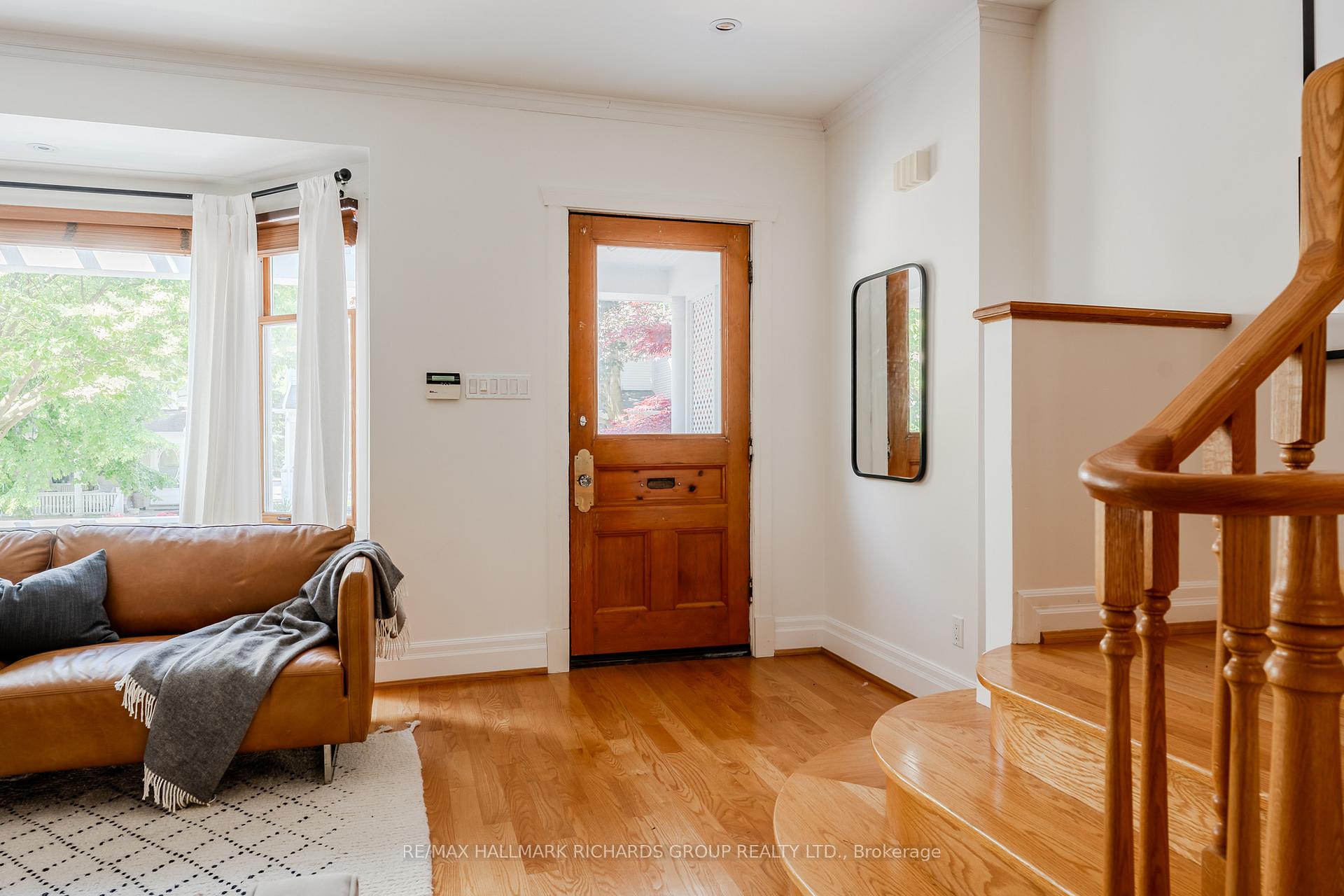 Photo 3 of 67 Leuty Avenue, Toronto, The Beaches — HOMEH