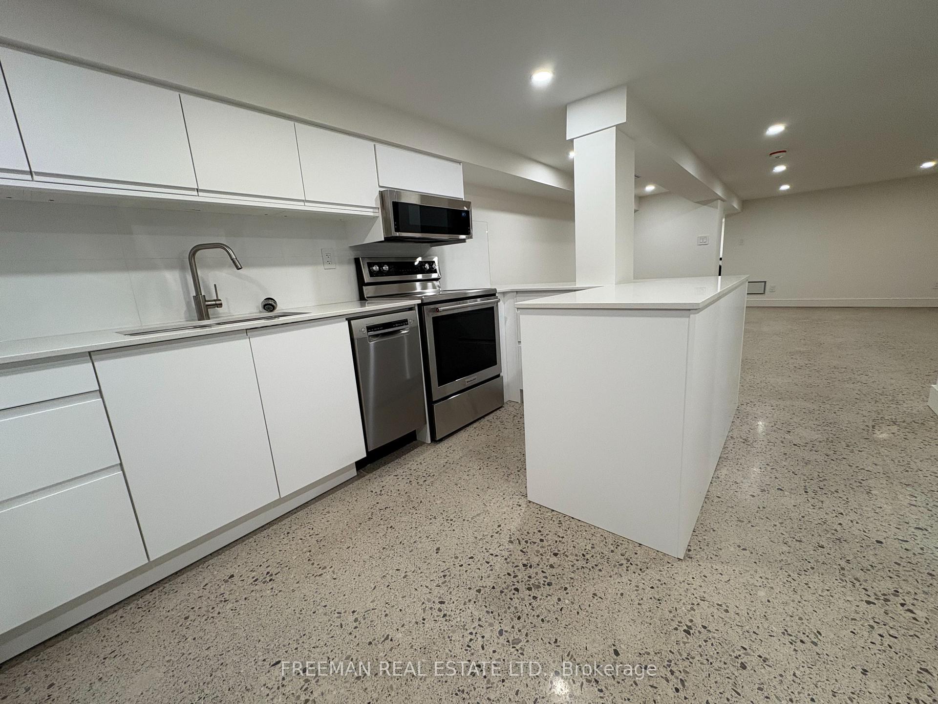 Photo 4 of Unit Basement Unit, 534 Clinton Street, Toronto, The Annex — HOMEH