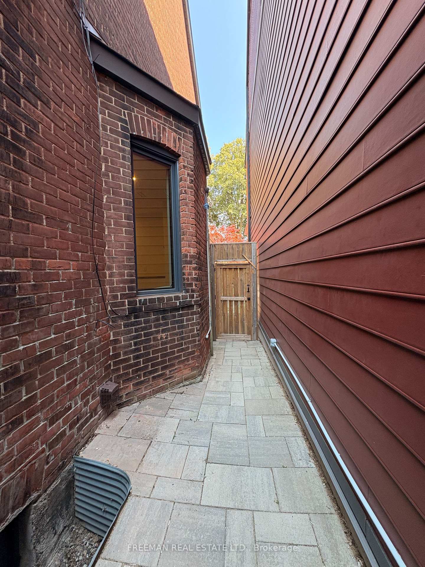 Photo 19 of Unit Basement Unit, 534 Clinton Street, Toronto, The Annex — HOMEH