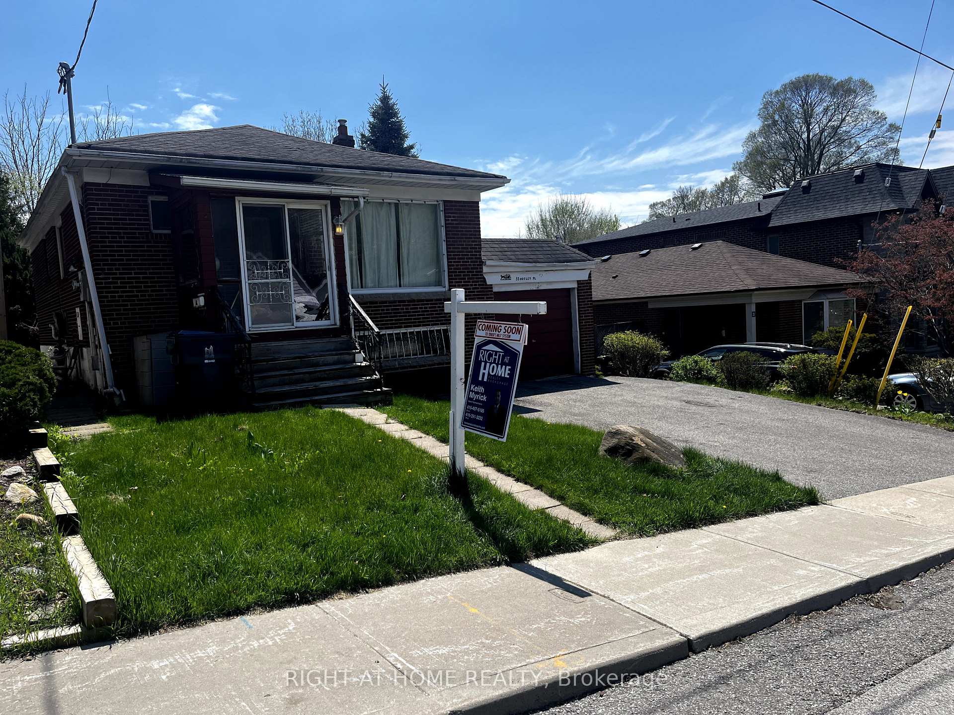 Photo 2 of 33 Notley Place, Toronto, O'Connor-Parkview — HOMEH