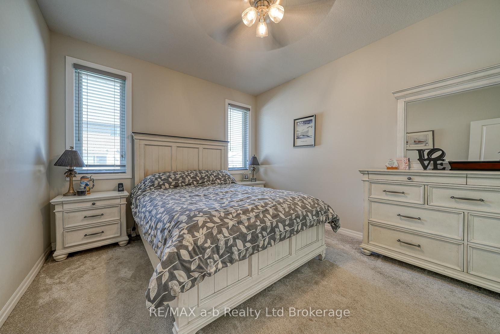 Photo 25 of 37 Lowrie Crescent, Tillsonburg — HOMEH