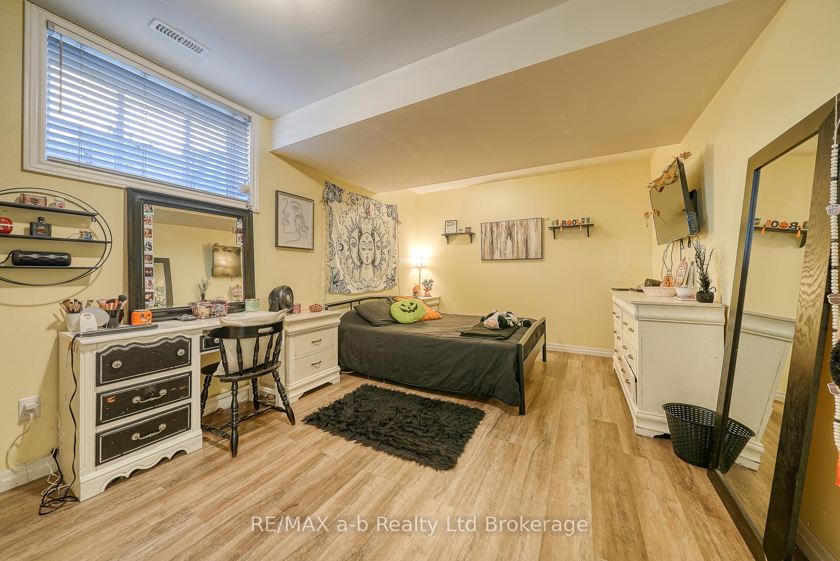 Photo 37 of 37 Lowrie Crescent, Tillsonburg — HOMEH