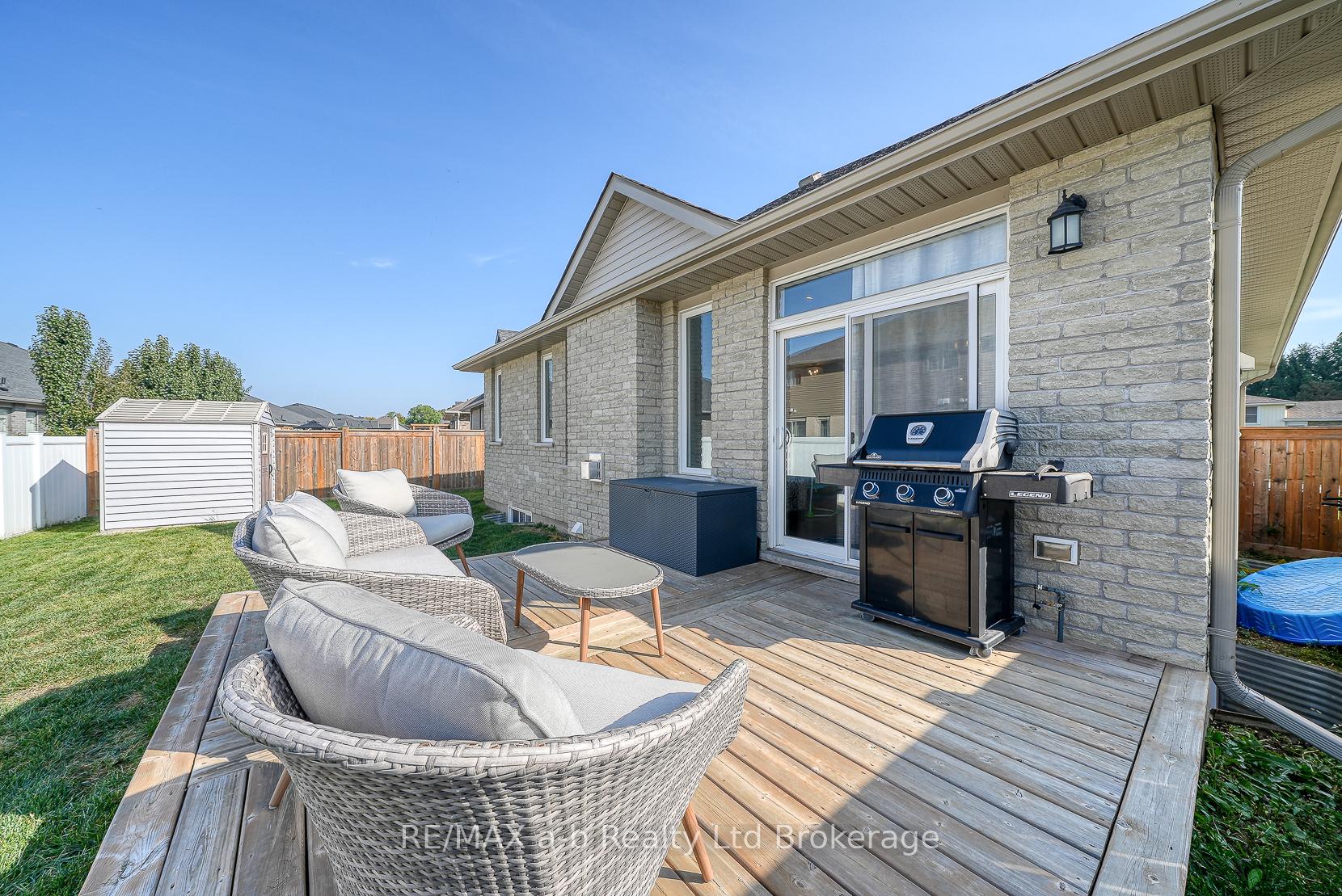 Photo 40 of 37 Lowrie Crescent, Tillsonburg — HOMEH
