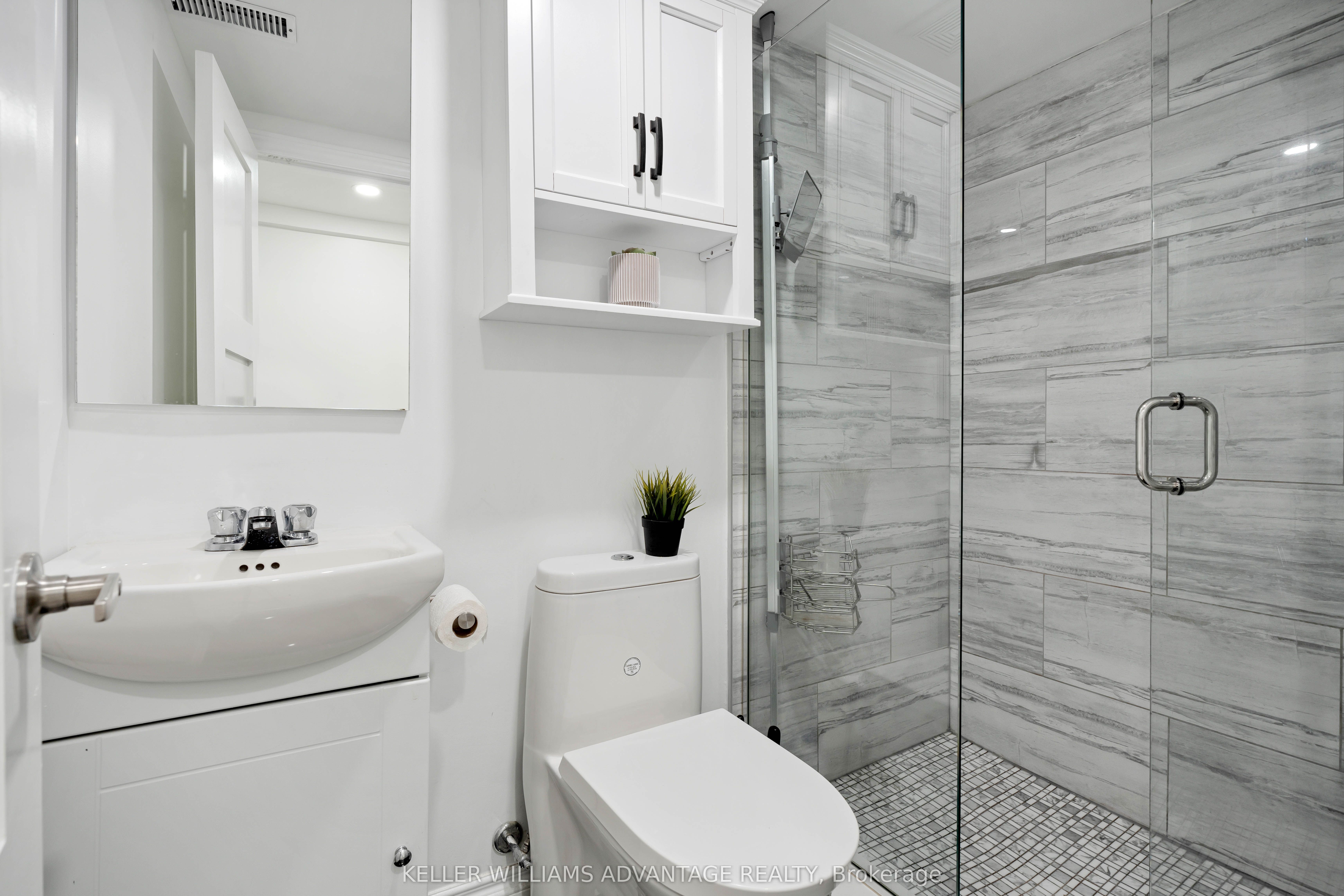 Photo 59 of 139 Drayton Avenue, Toronto, Woodbine Corridor — HOMEH