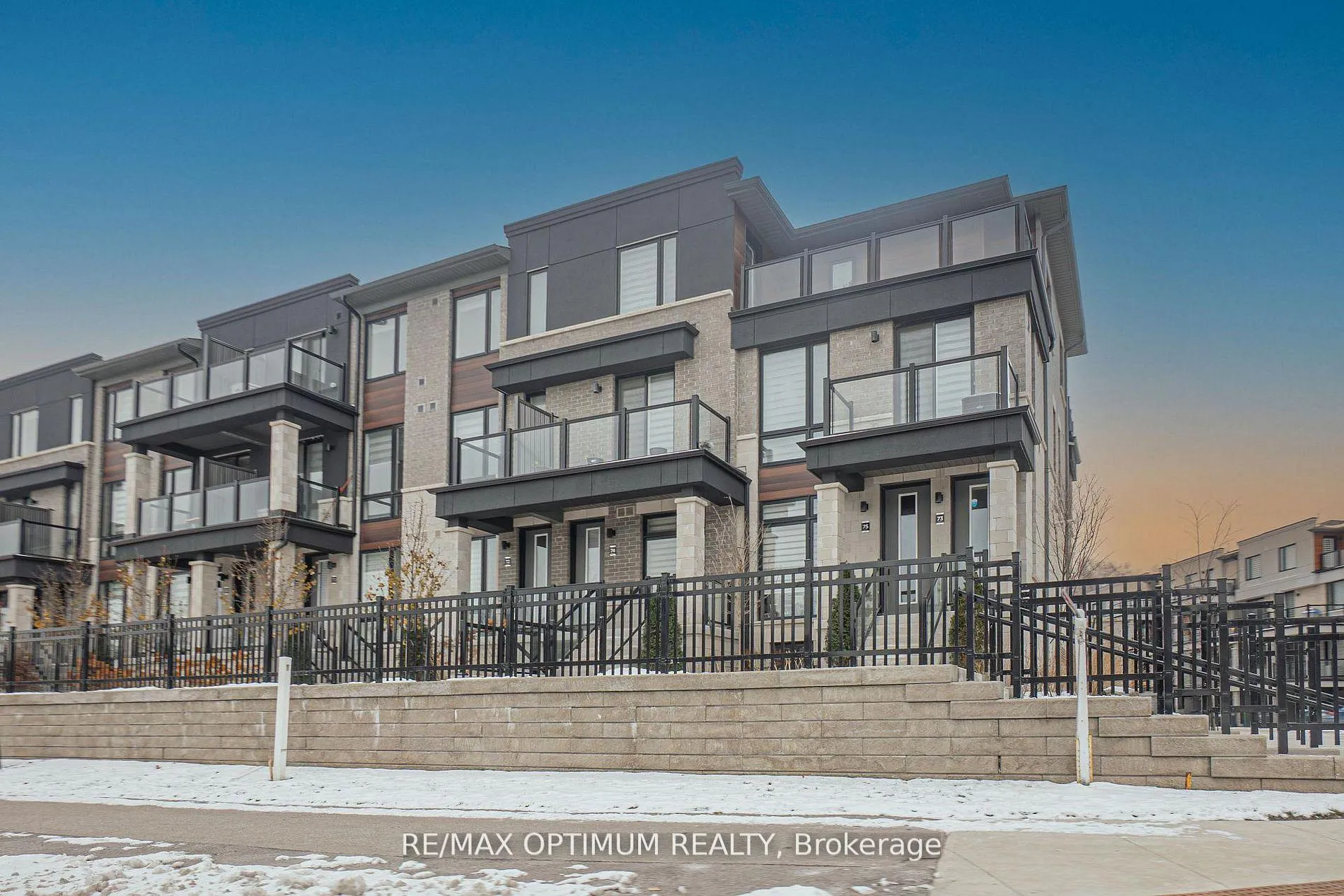 Photo 1 of Unit 72, 80 Knotsberry Circle, Brampton, Bram West — HOMEH