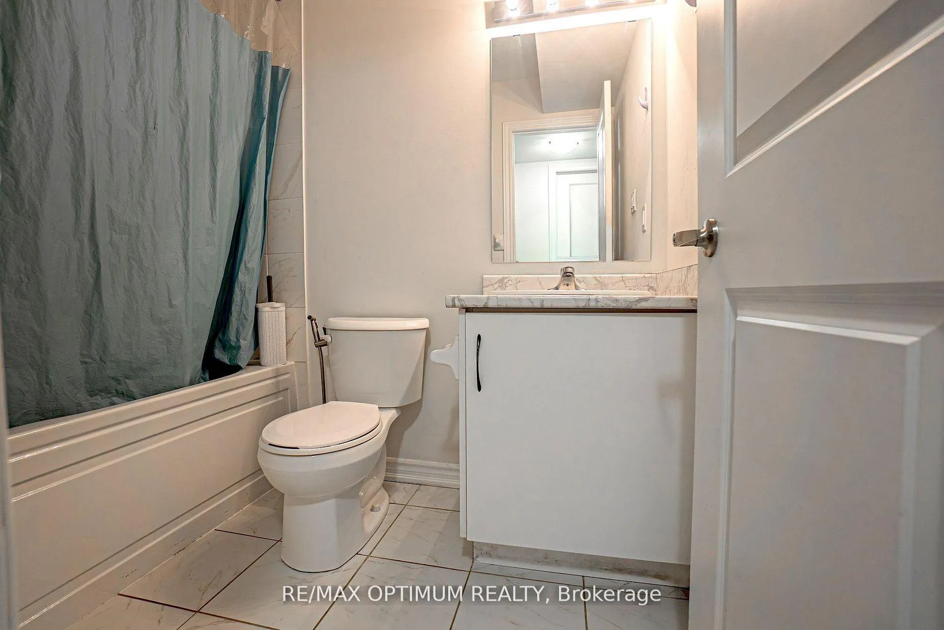Photo 14 of Unit 72, 80 Knotsberry Circle, Brampton, Bram West — HOMEH