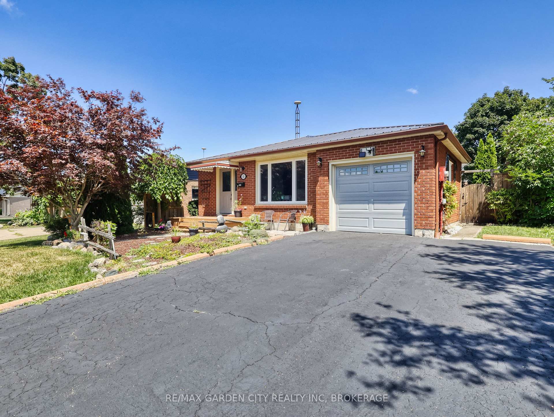Photo 4 of 101 Keefer Road, Thorold, Confederation Heights — HOMEH