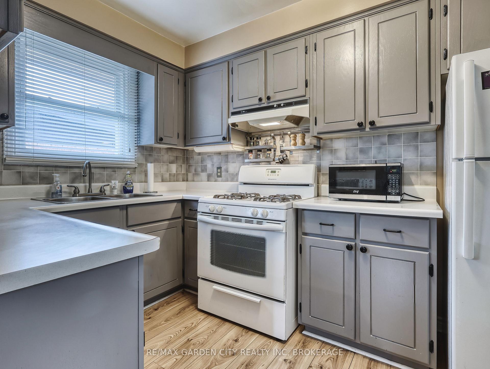 Photo 20 of 101 Keefer Road, Thorold, Confederation Heights — HOMEH