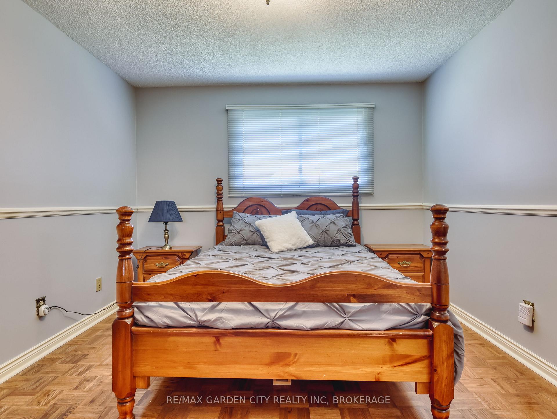 Photo 26 of 101 Keefer Road, Thorold, Confederation Heights — HOMEH
