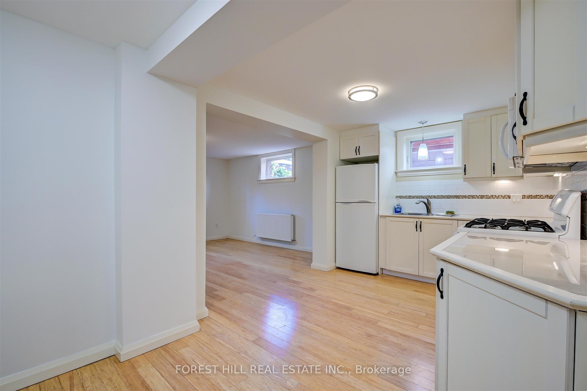 Photo 7 of Unit C, 345 Walmer Road, Toronto, Casa Loma — HOMEH