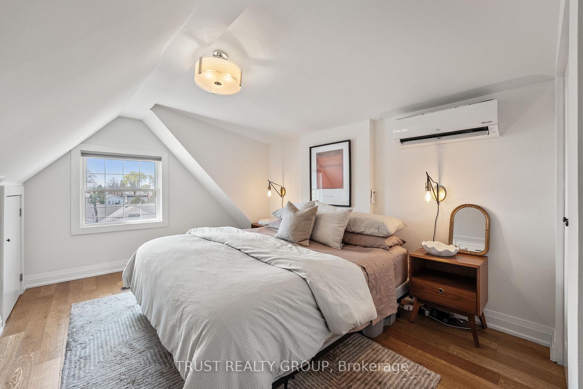 Photo 18 of 262 Queensdale Avenue, Toronto, Danforth Village-East York — HOMEH