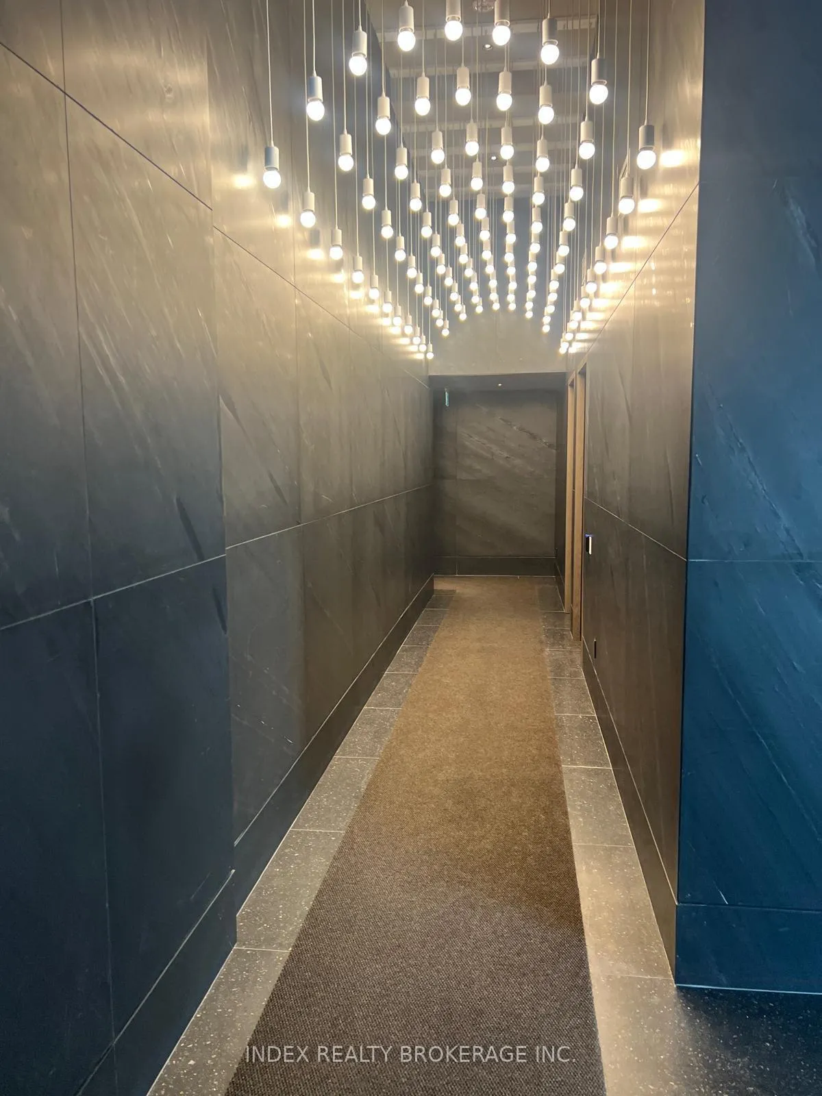 Photo 6 of Unit 4702, 8 Interchange Way, Vaughan, Vaughan Corporate Centre — HOMEH