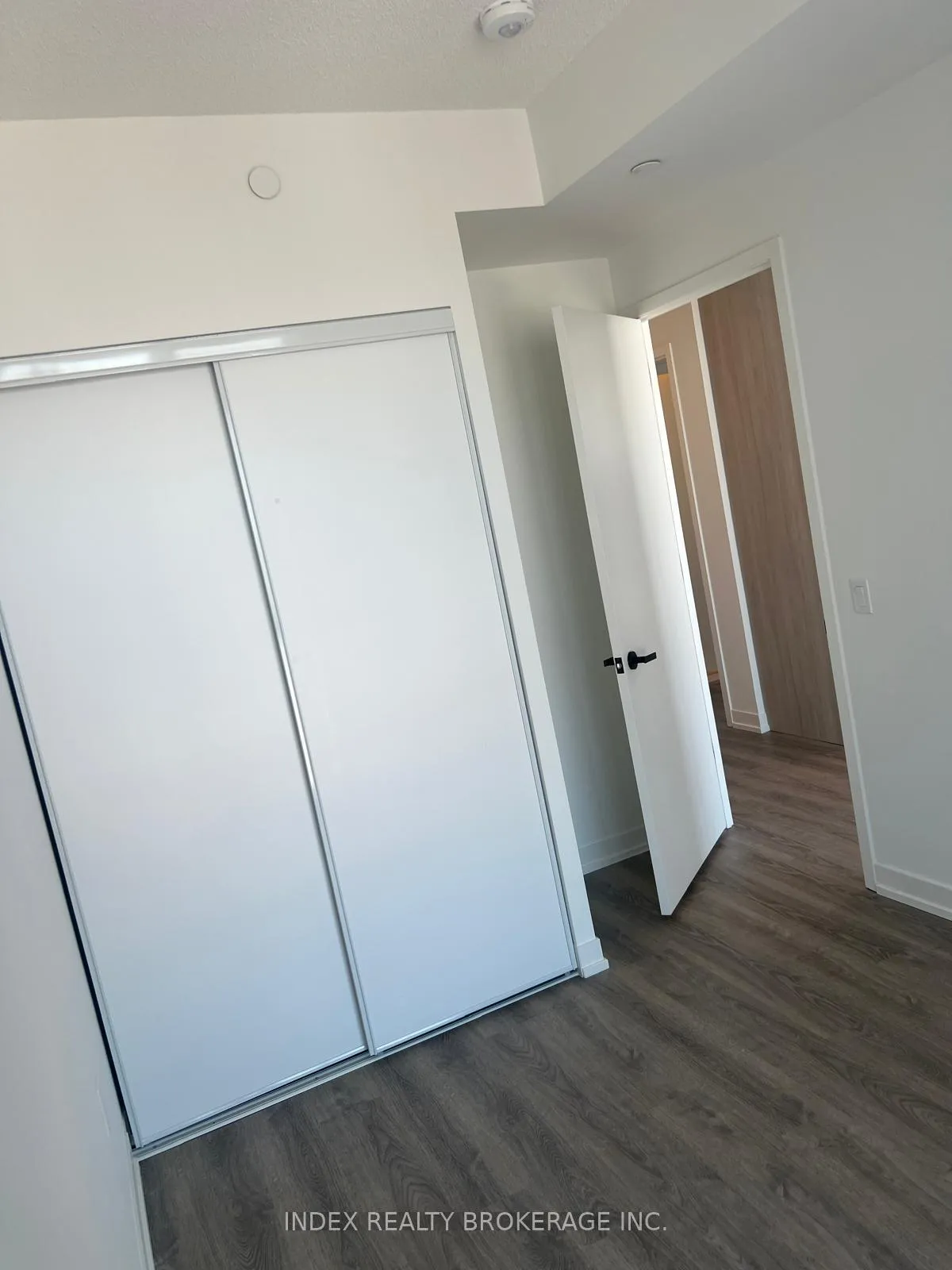 Photo 11 of Unit 4702, 8 Interchange Way, Vaughan, Vaughan Corporate Centre — HOMEH