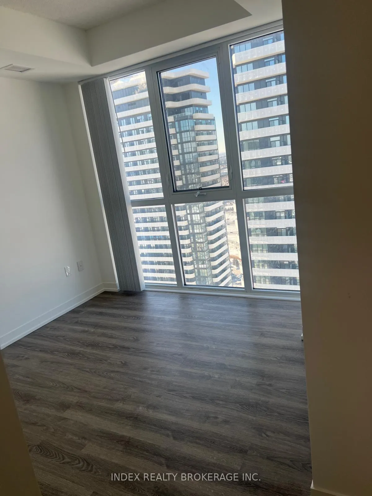 Photo 17 of Unit 4702, 8 Interchange Way, Vaughan, Vaughan Corporate Centre — HOMEH