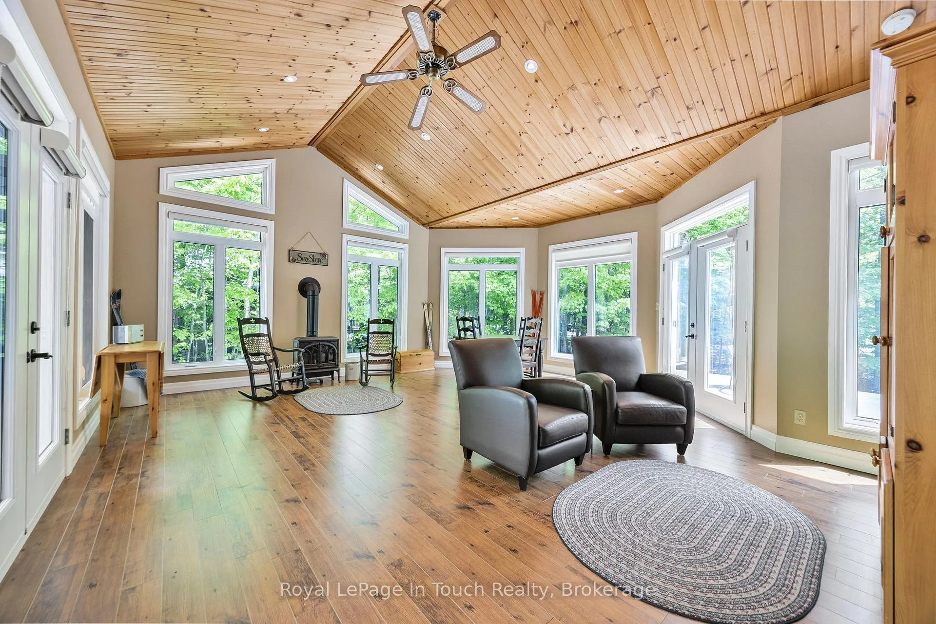 Photo 9 of 726 Pennorth Drive, Tiny, Rural Tiny — HOMEH