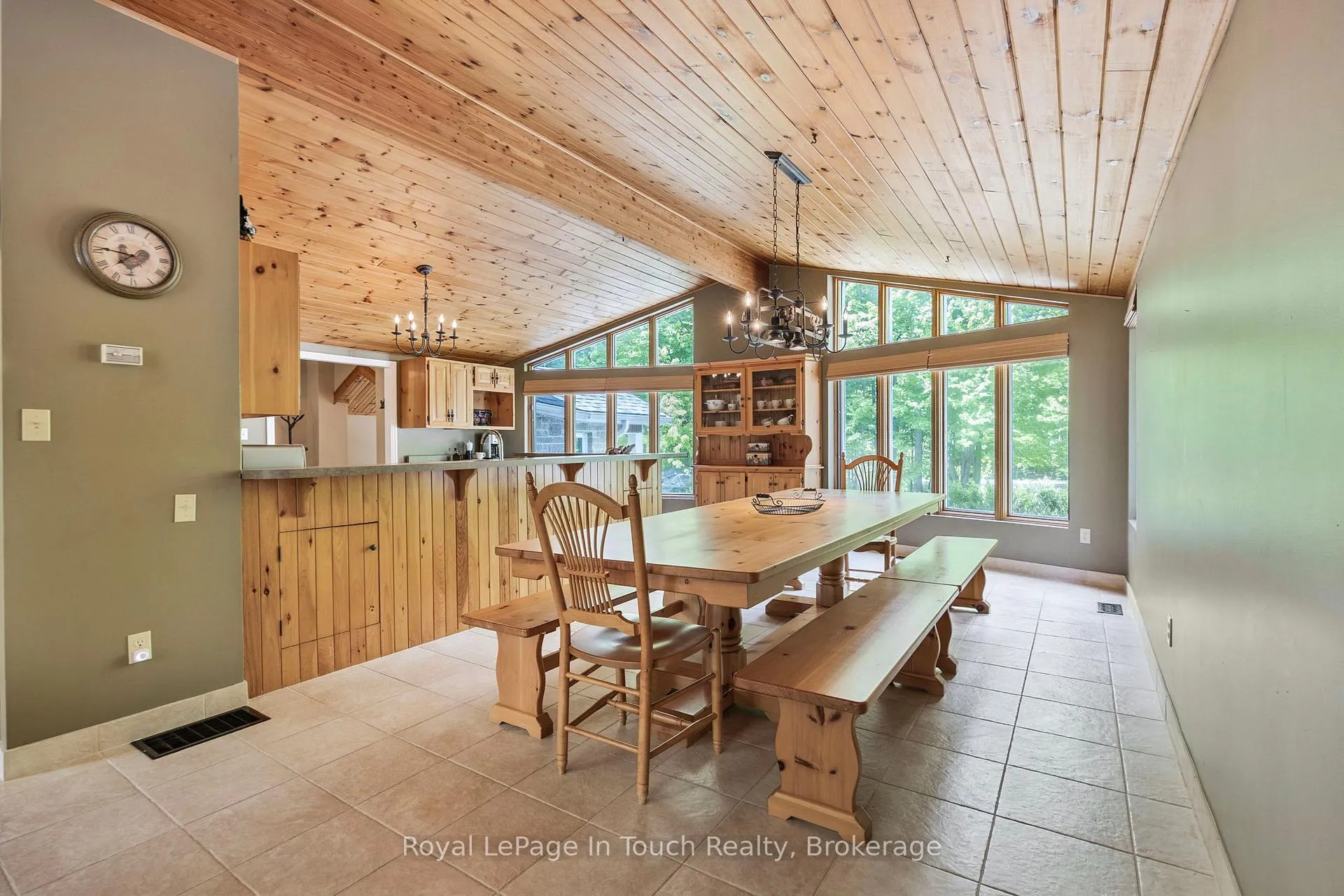 Photo 11 of 726 Pennorth Drive, Tiny, Rural Tiny — HOMEH