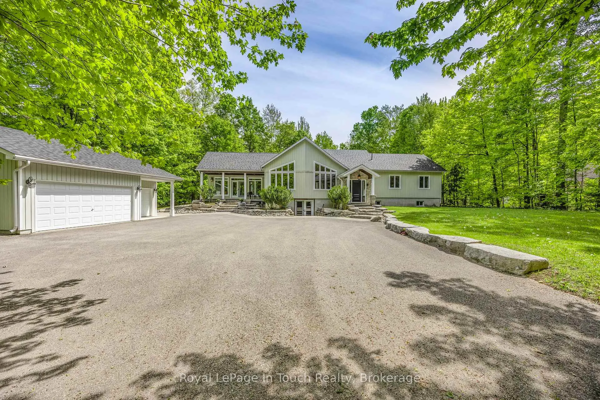 Photo 24 of 726 Pennorth Drive, Tiny, Rural Tiny — HOMEH