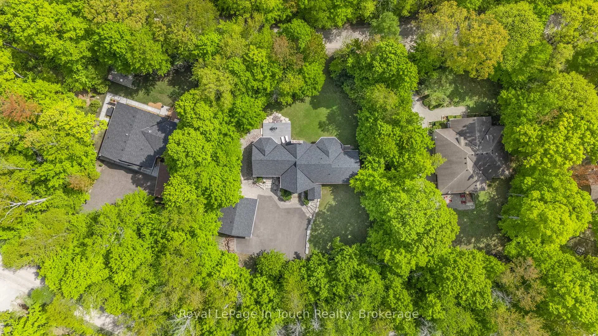 Photo 29 of 726 Pennorth Drive, Tiny, Rural Tiny — HOMEH