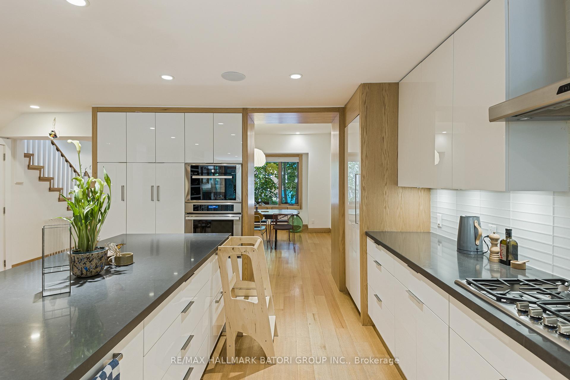 Photo 8 of 249 Albany Avenue, Toronto, The Annex — HOMEH