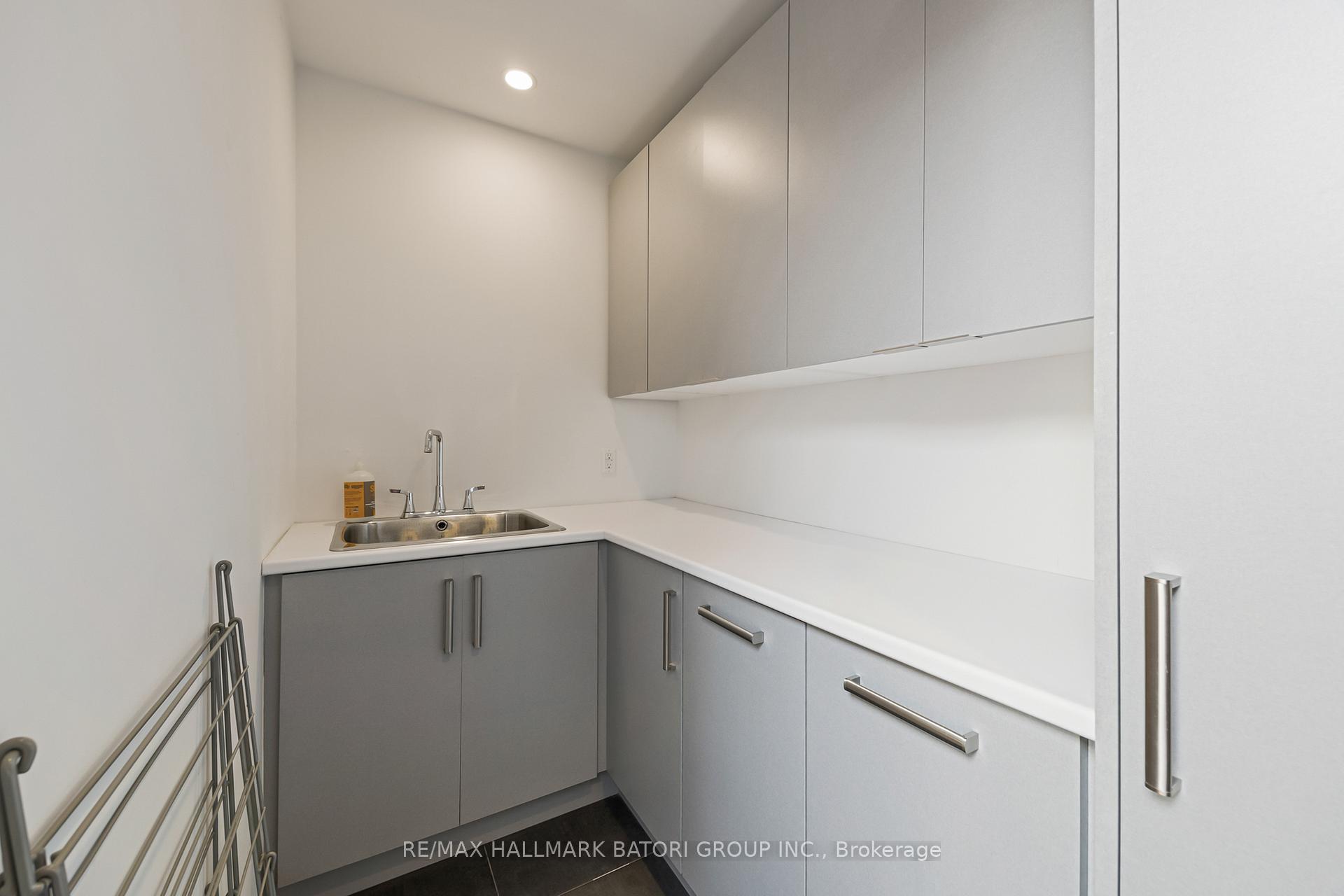 Photo 18 of 249 Albany Avenue, Toronto, The Annex — HOMEH