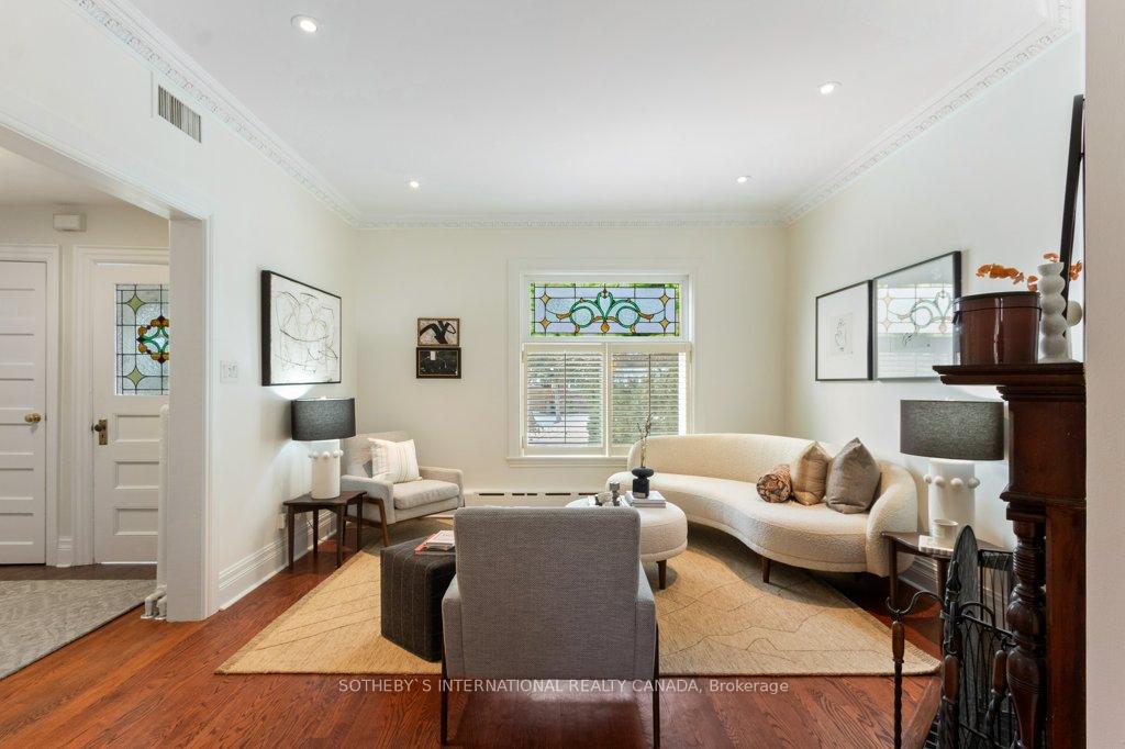 Photo 2 of 3 Poplar Plains Road, Toronto, Casa Loma — HOMEH