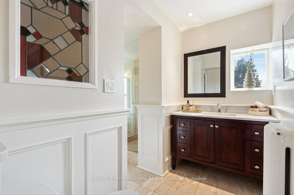 Photo 22 of 3 Poplar Plains Road, Toronto, Casa Loma — HOMEH