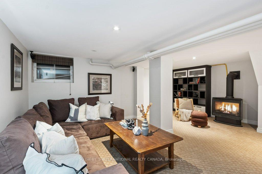 Photo 33 of 3 Poplar Plains Road, Toronto, Casa Loma — HOMEH