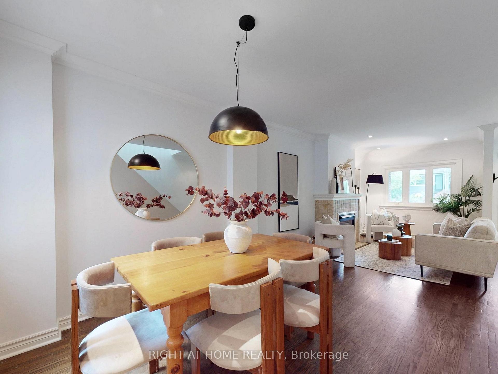 Photo 1 of 18 Kingsmount Park Road, Toronto, Woodbine Corridor — HOMEH