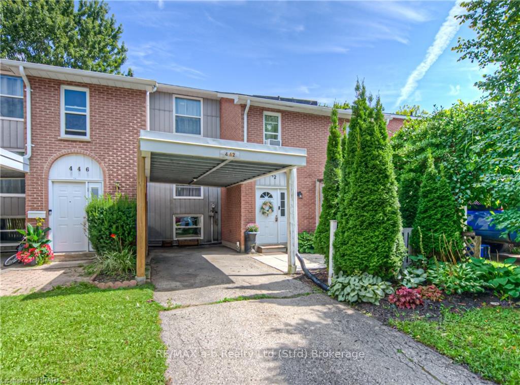 Front of 442 Glastonbury Drive