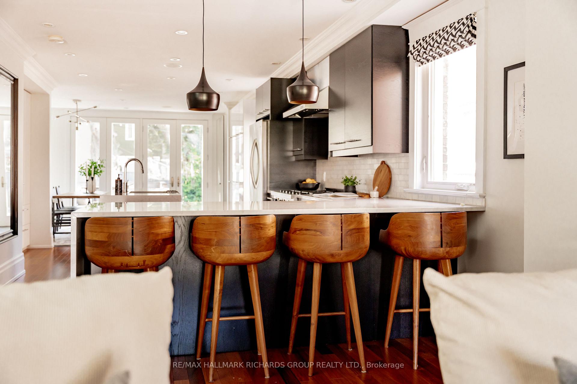 Photo 11 of 138 Ashdale Avenue, Toronto, Greenwood-Coxwell — HOMEH