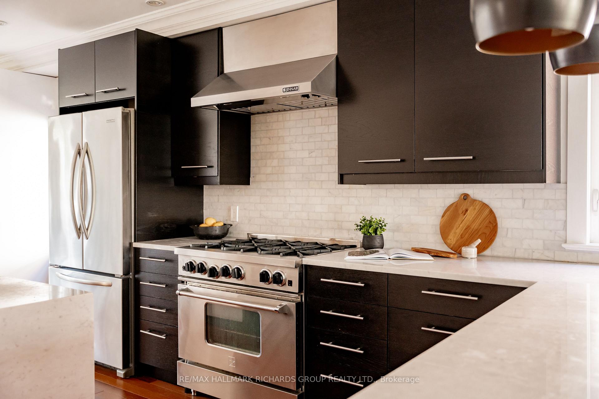Photo 14 of 138 Ashdale Avenue, Toronto, Greenwood-Coxwell — HOMEH