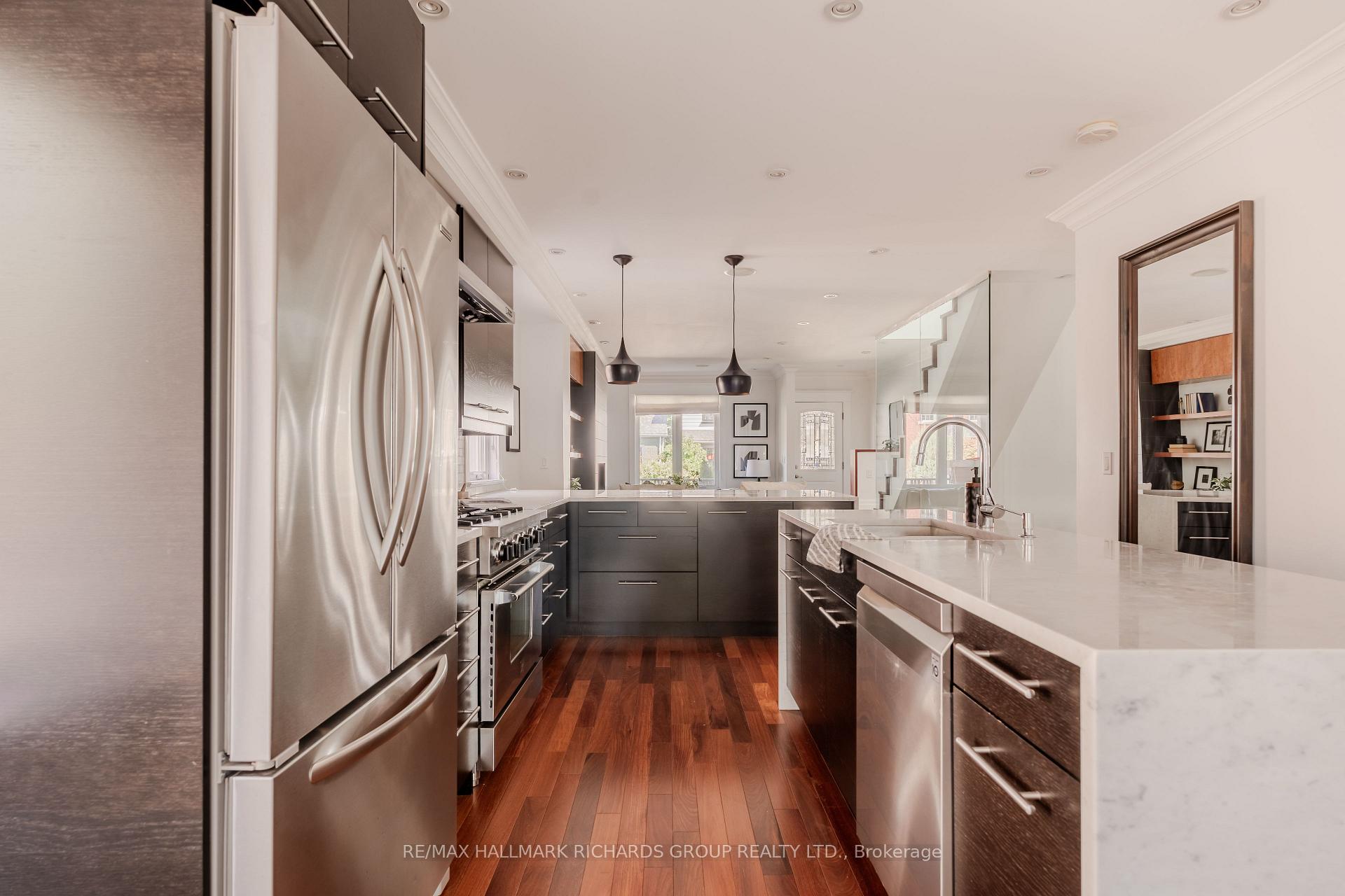 Photo 15 of 138 Ashdale Avenue, Toronto, Greenwood-Coxwell — HOMEH