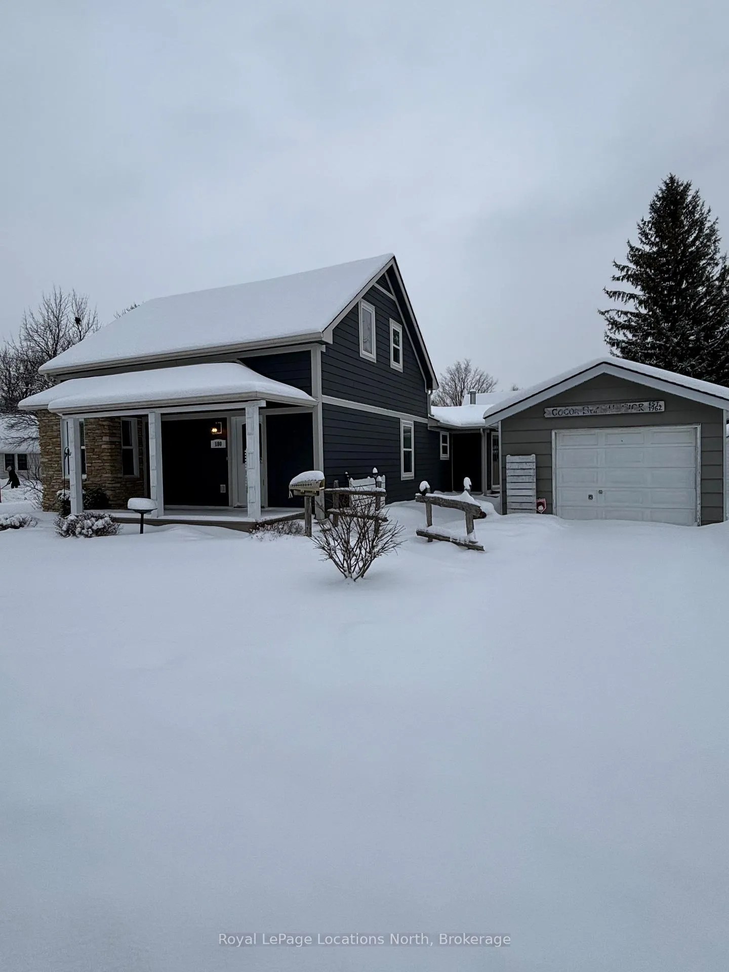 Photo 1 of 180 Ninth Street, Collingwood — HOMEH