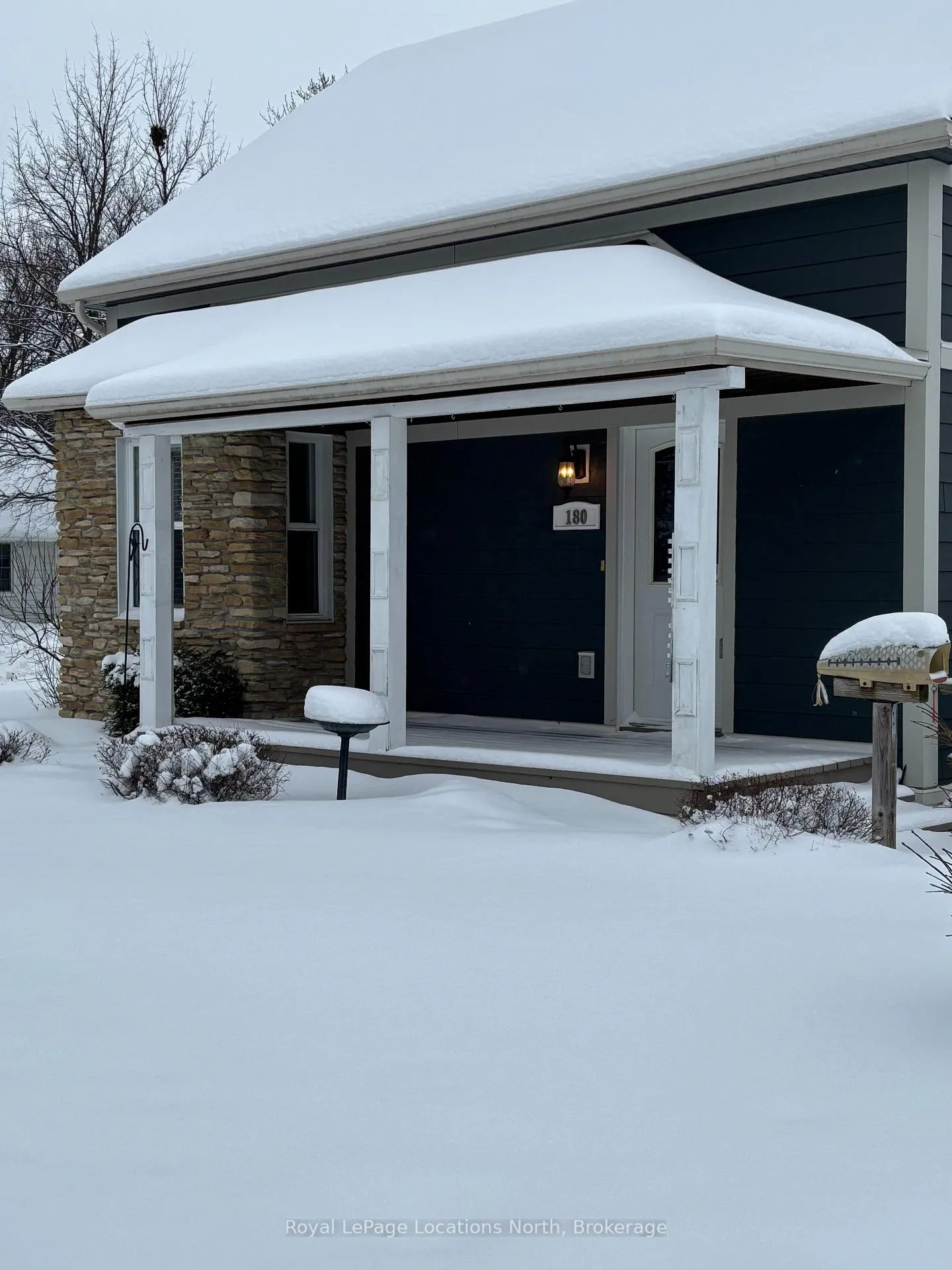 Photo 24 of 180 Ninth Street, Collingwood — HOMEH