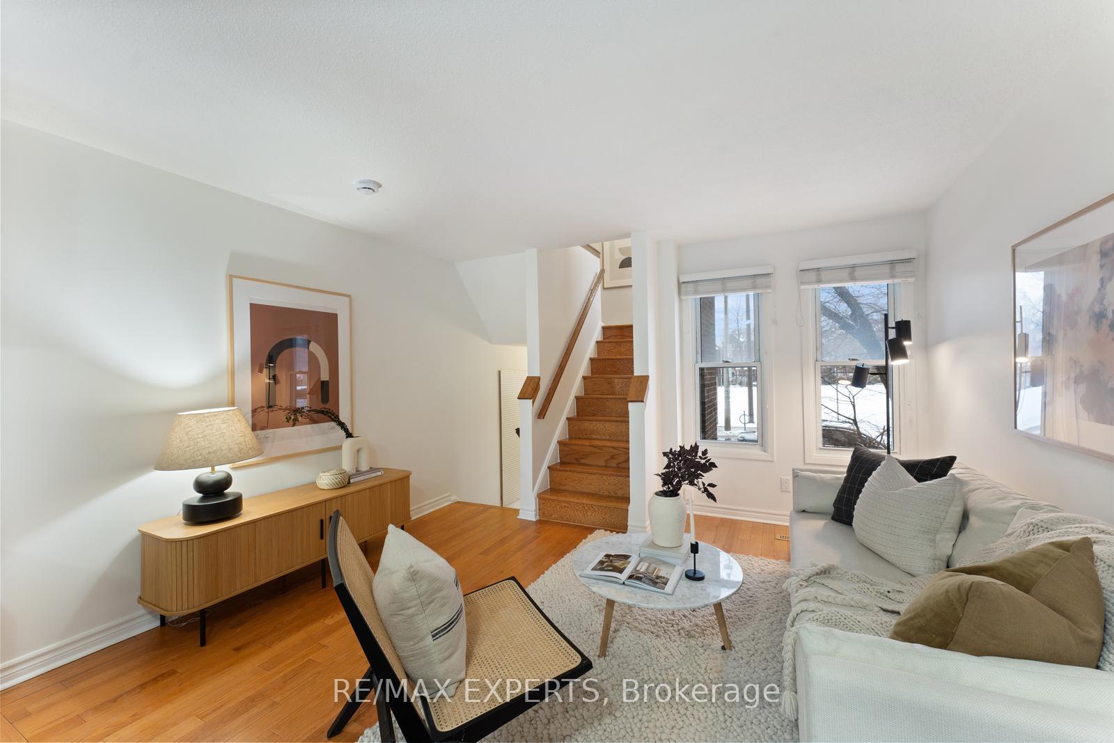 Photo 5 of 433 Melita Crescent, Toronto, Wychwood — HOMEH