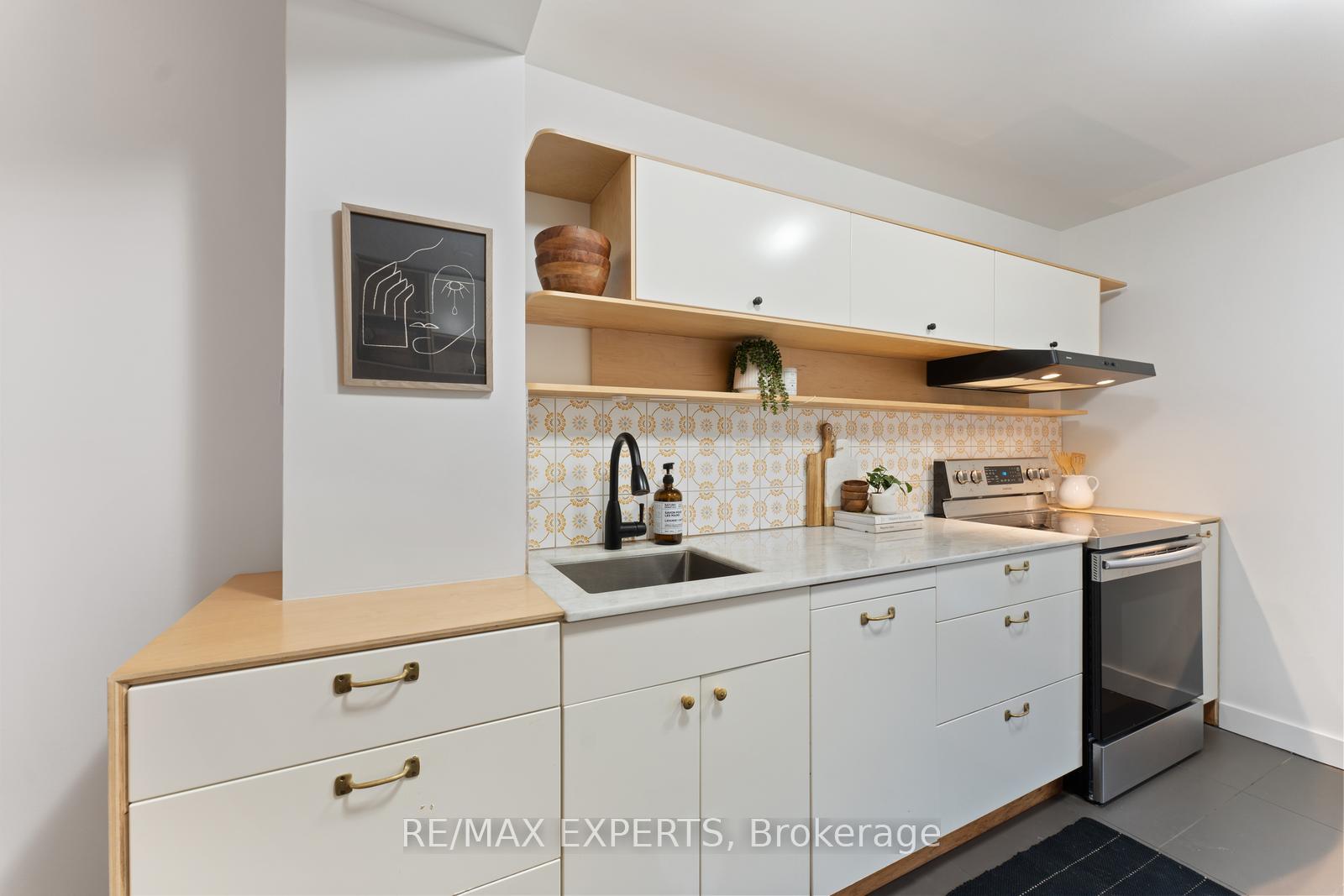 Photo 12 of 433 Melita Crescent, Toronto, Wychwood — HOMEH