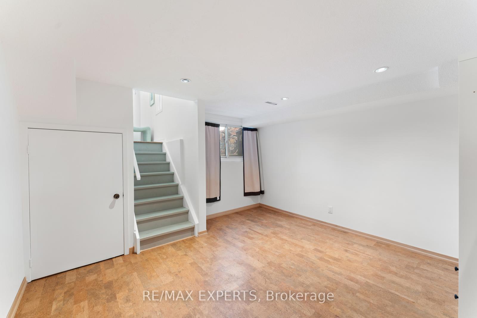 Photo 22 of 433 Melita Crescent, Toronto, Wychwood — HOMEH