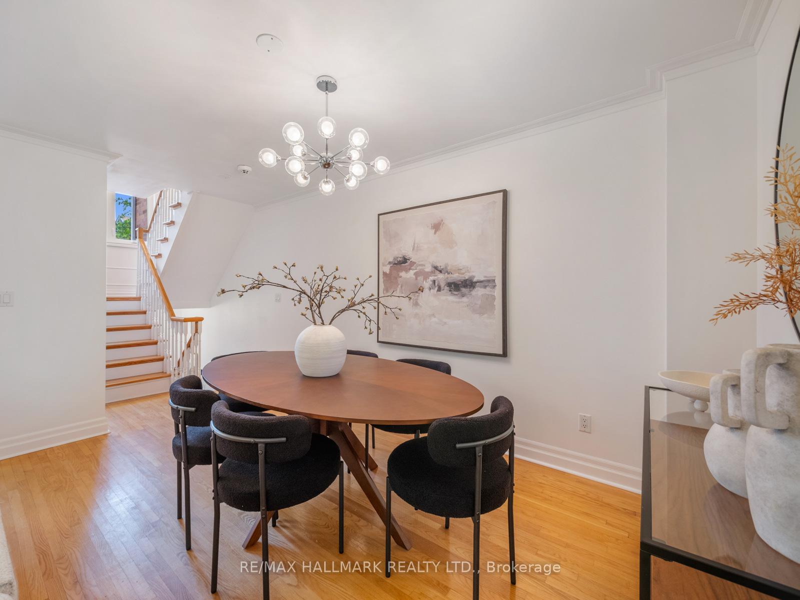 Photo 9 of 16 Fitzgerald Mews, Toronto, Woodbine Corridor — HOMEH