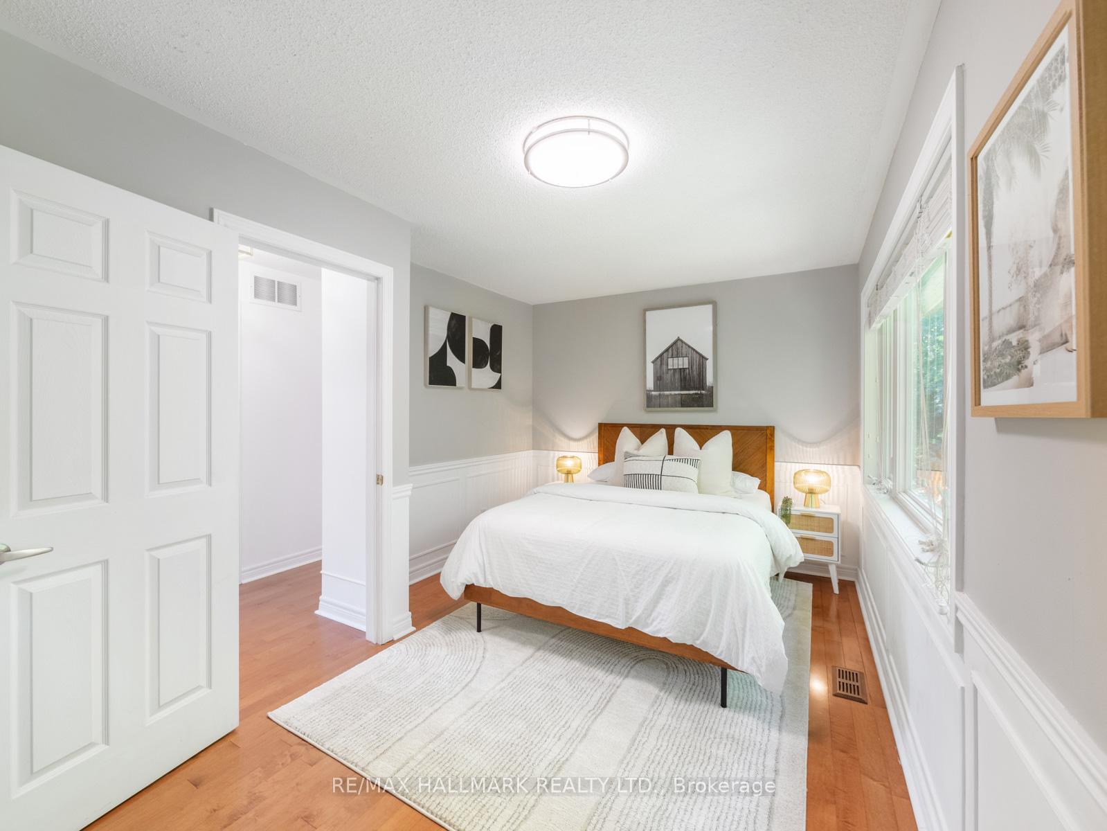 Photo 20 of 16 Fitzgerald Mews, Toronto, Woodbine Corridor — HOMEH