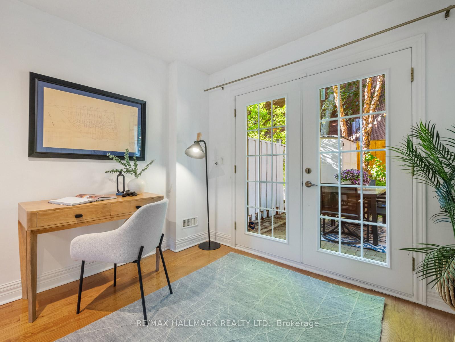 Photo 27 of 16 Fitzgerald Mews, Toronto, Woodbine Corridor — HOMEH